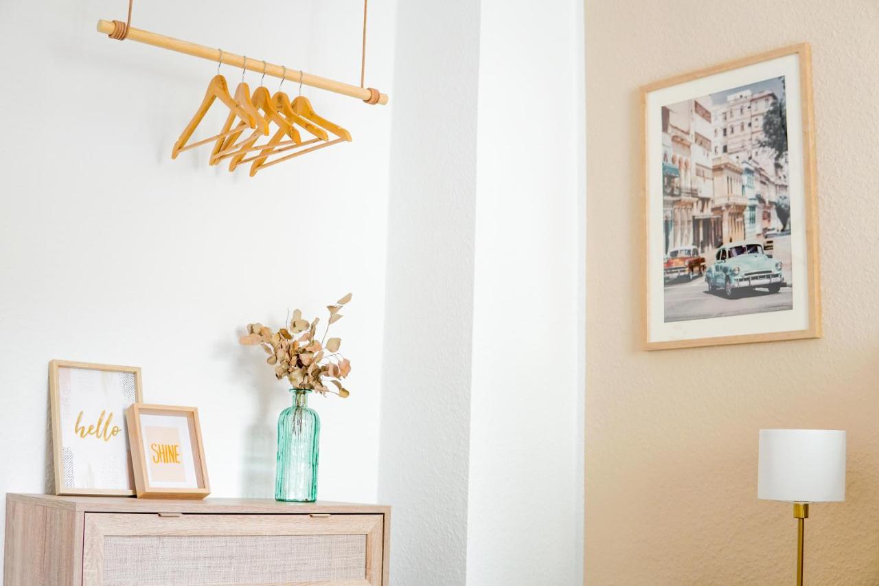 Homefy Come-Together Apartment - Balkon - Aufzug - Free Parking - Smart Tvs エッセン エクステリア 写真